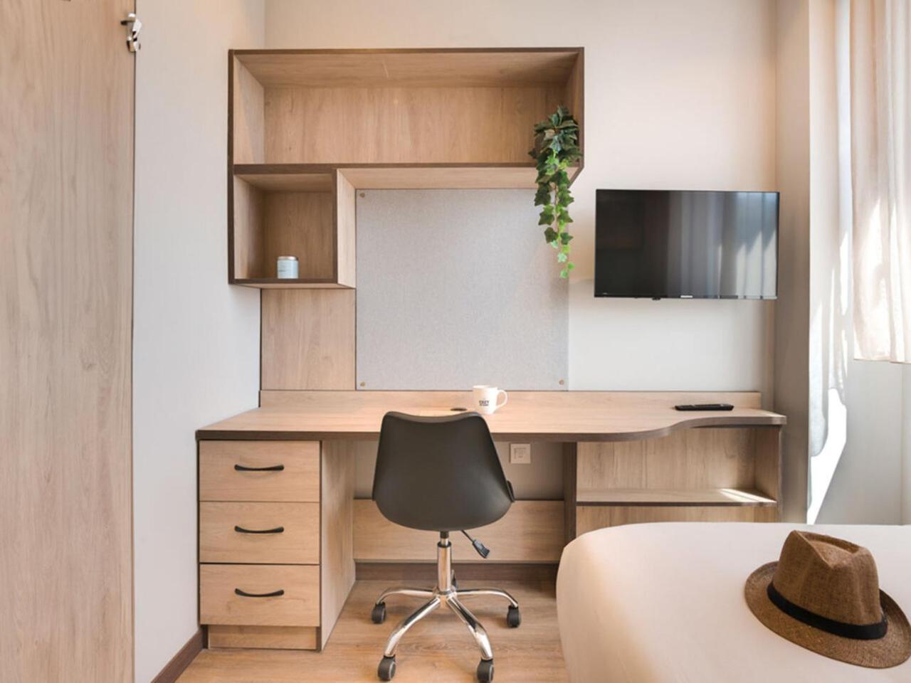 Livensa Living Studios Bilbao - SK Exteriör bild